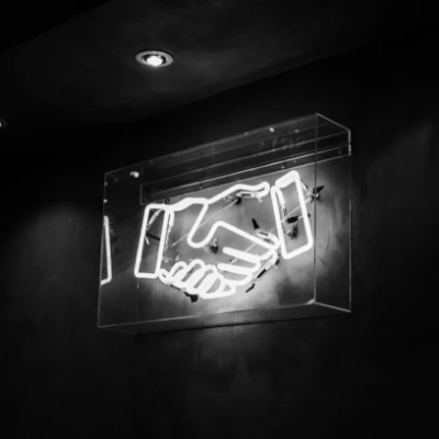 Explorez la boutique officielle de JP&L FITNESS. Achetez la barre de fitness Ulna, compacte et légère, ainsi que nos accessoires de sport nomades pour des entraînements efficaces partout. Qualité et fabrication française garanties.